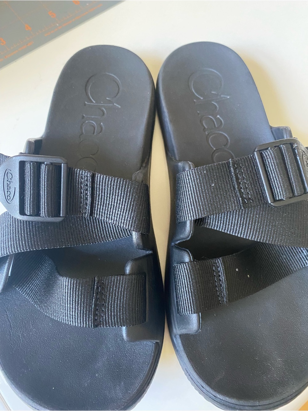 Chaco Womens Sz 7 Black Chilloes Slide Sandals with Adjustable webbing Straps